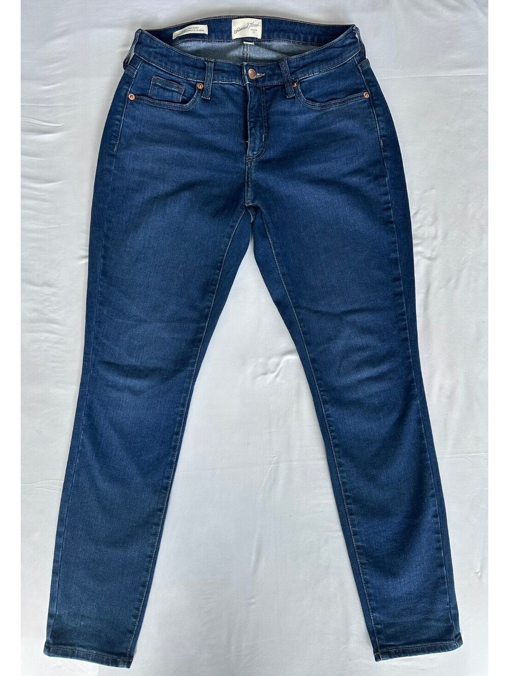 Universal Thread Size 6/28R Mid Rise Curvy Skinny Medium Wash Stretch Denim